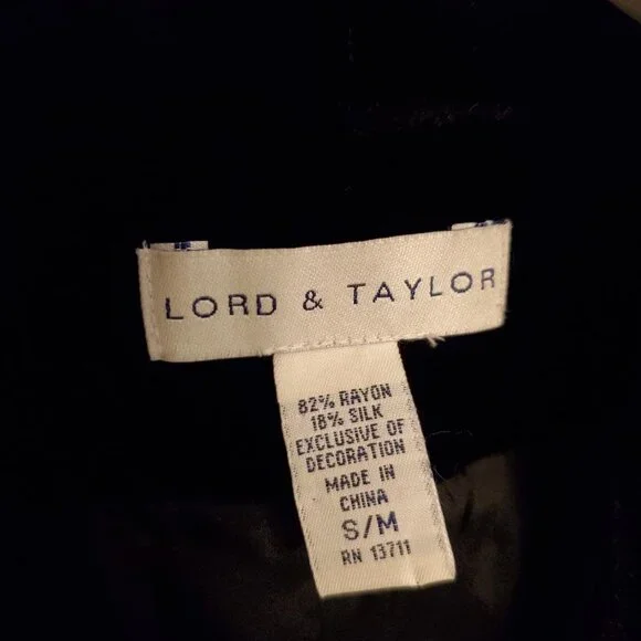 Velvet Blazer - Picture 2 of 4